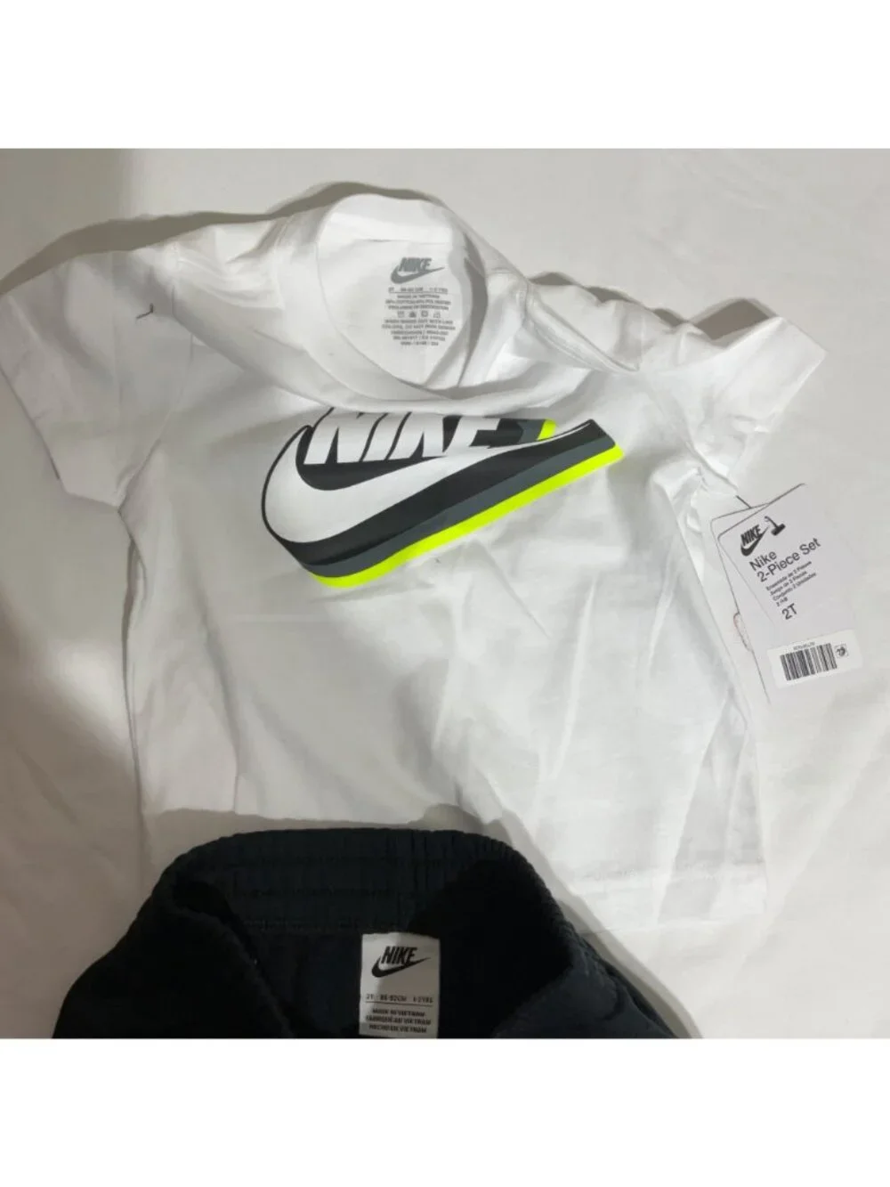 Nike Toddler Boys 2-Piece Logo Tee & Jogger Pants Set White/Black Size 2T
